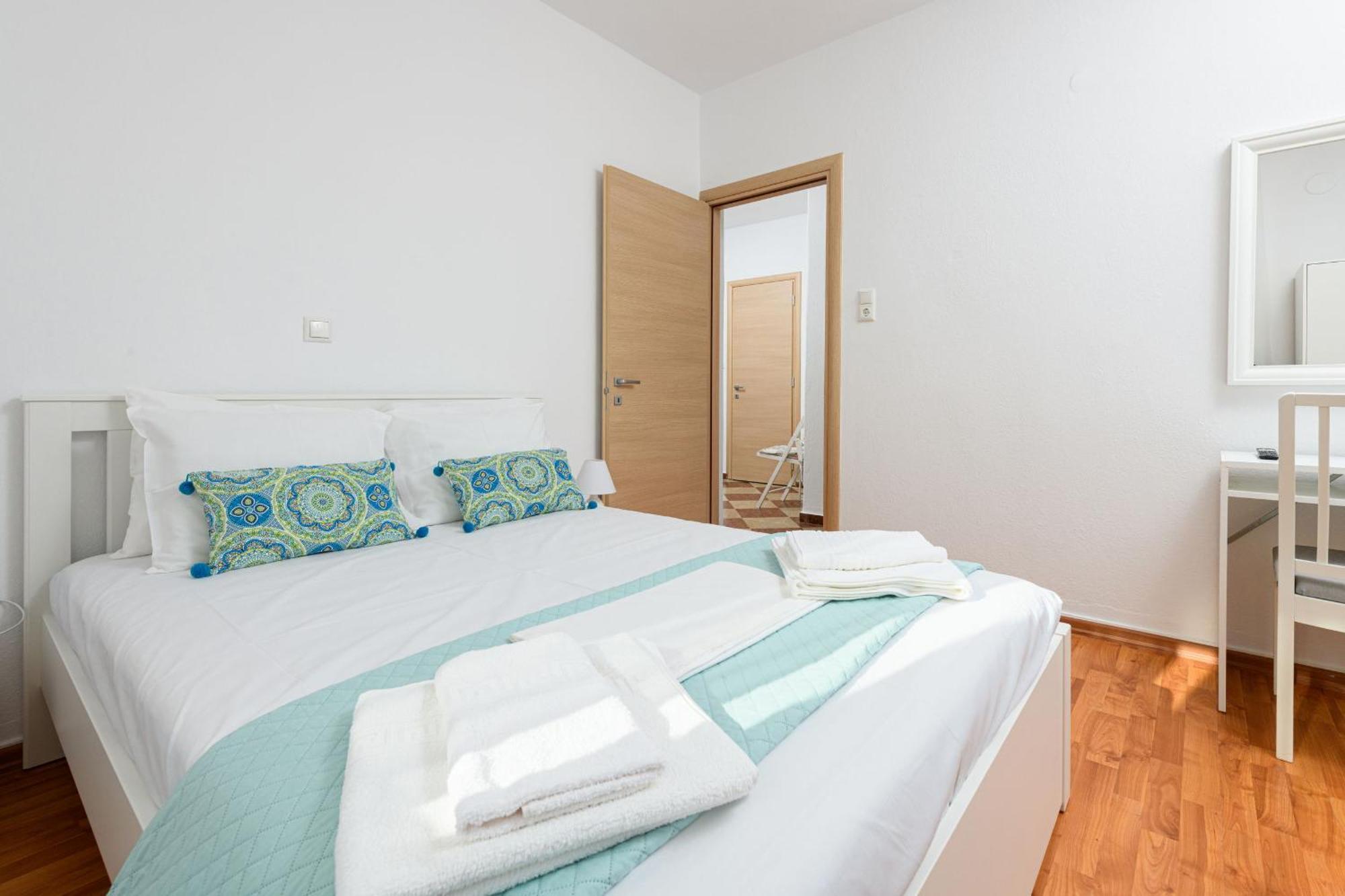 Whitegold Apartments Panagia 파나이아 외부 사진