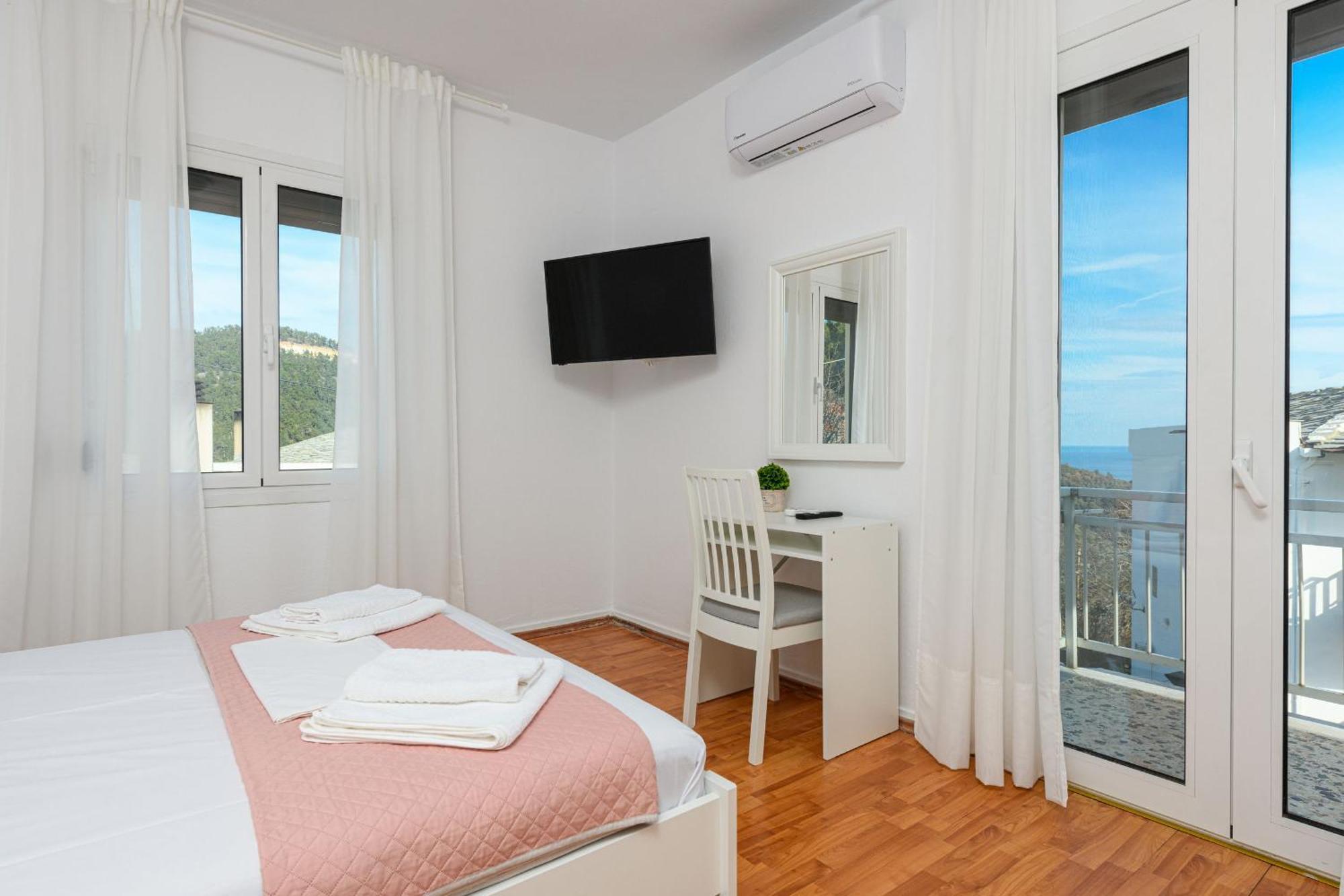 Whitegold Apartments Panagia 파나이아 외부 사진