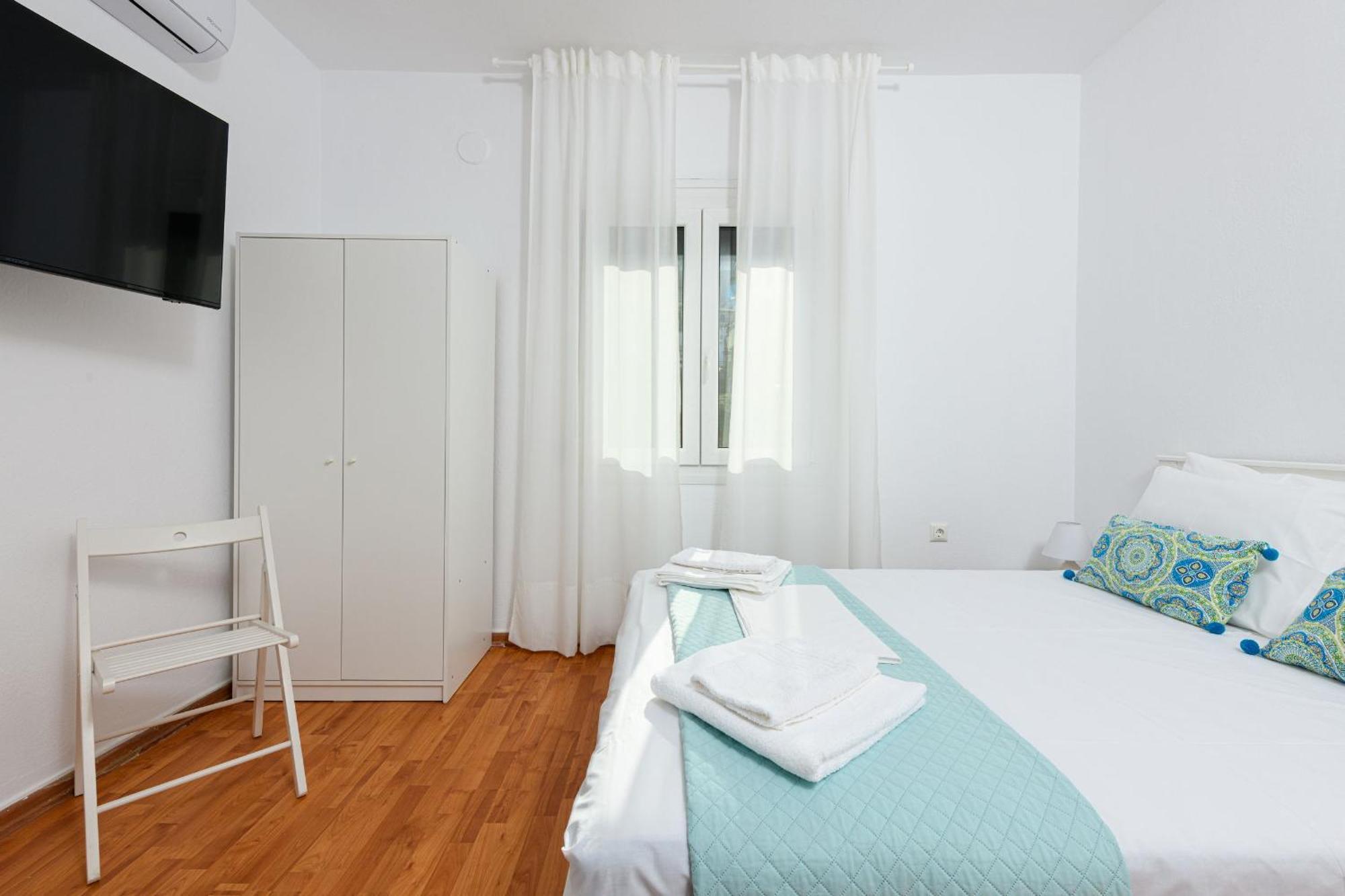 Whitegold Apartments Panagia 파나이아 외부 사진