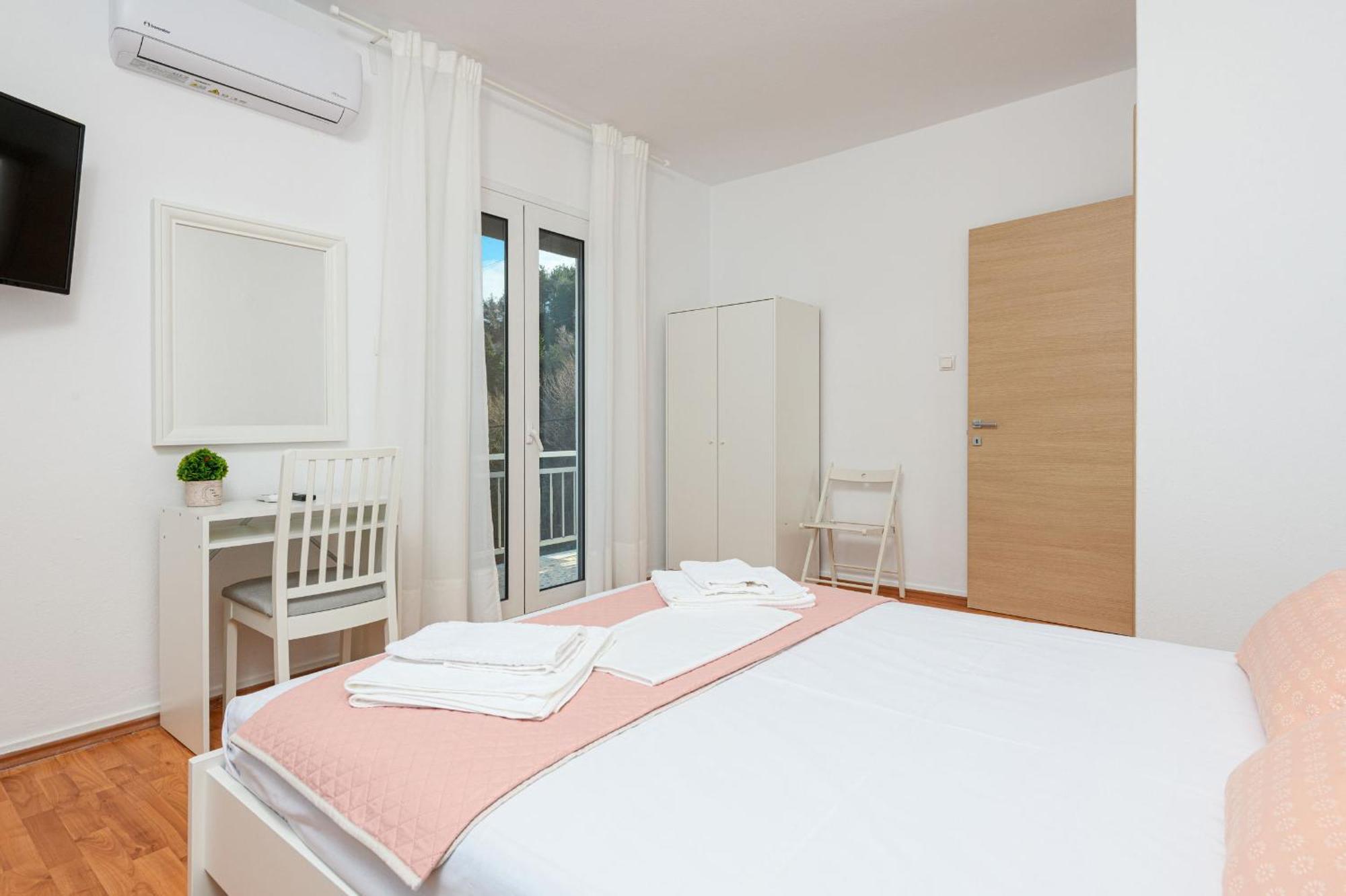 Whitegold Apartments Panagia 파나이아 외부 사진