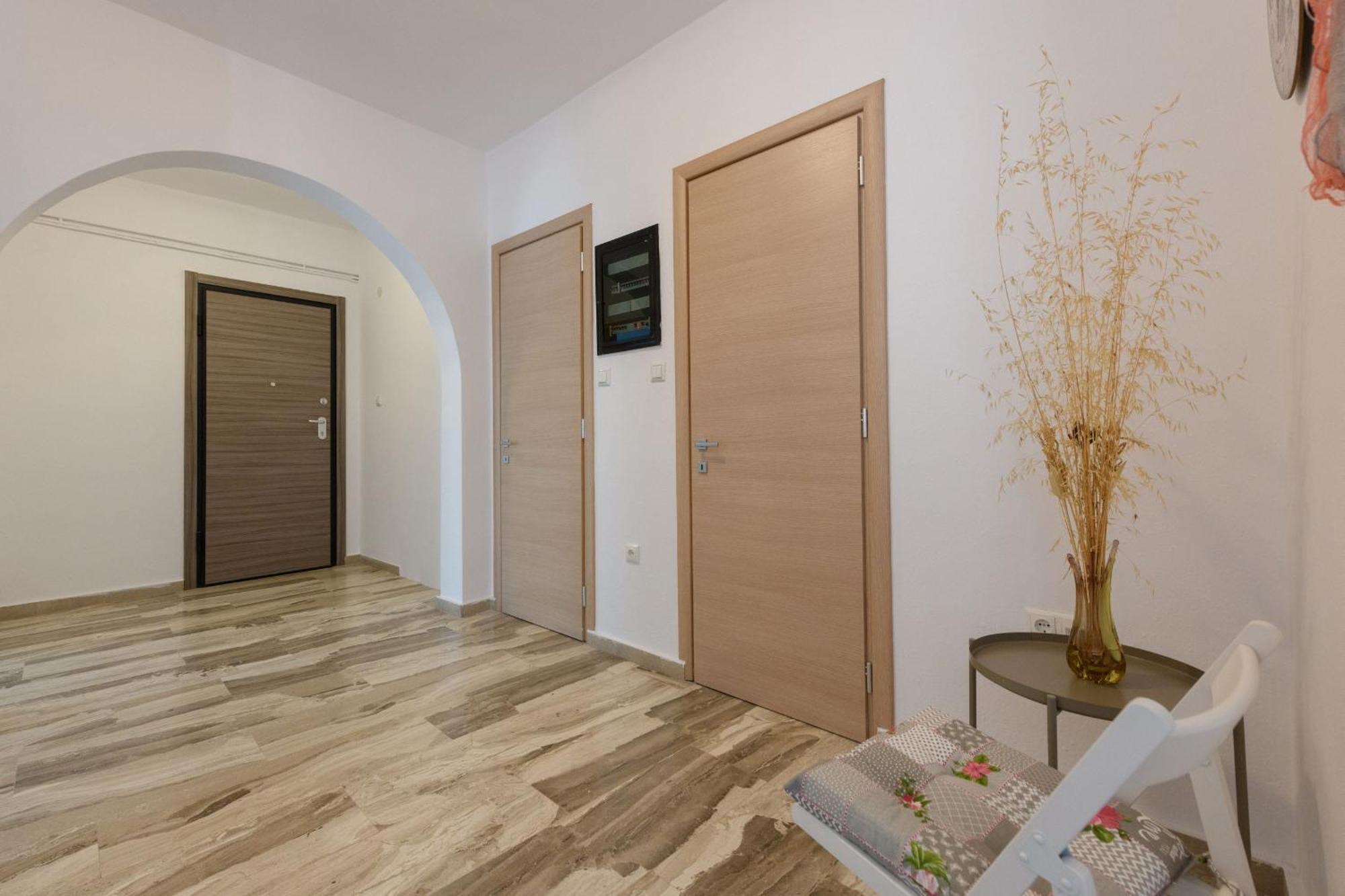 Whitegold Apartments Panagia 파나이아 객실 사진
